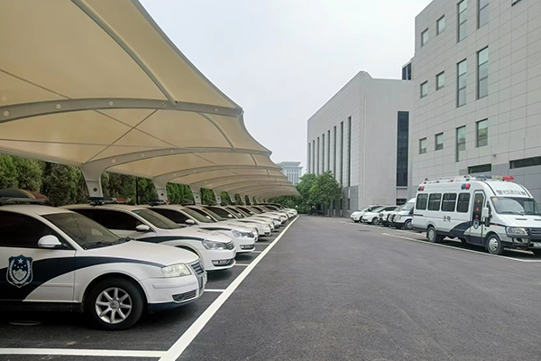 市政道路-中級人民法院